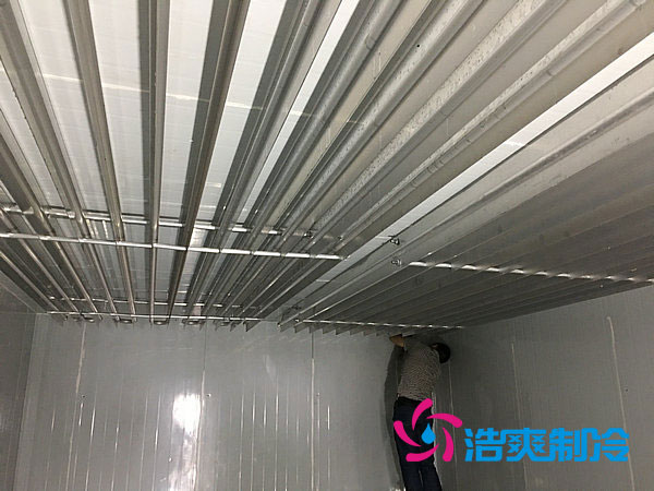 冰淇淋冷庫(kù)設(shè)備 冰淇淋冷庫(kù)設(shè)備